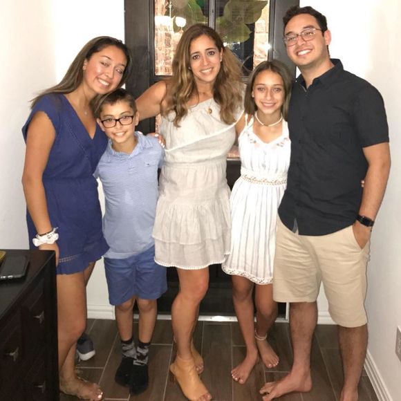 Meet your Posher, Diane - Picture 1 of 1